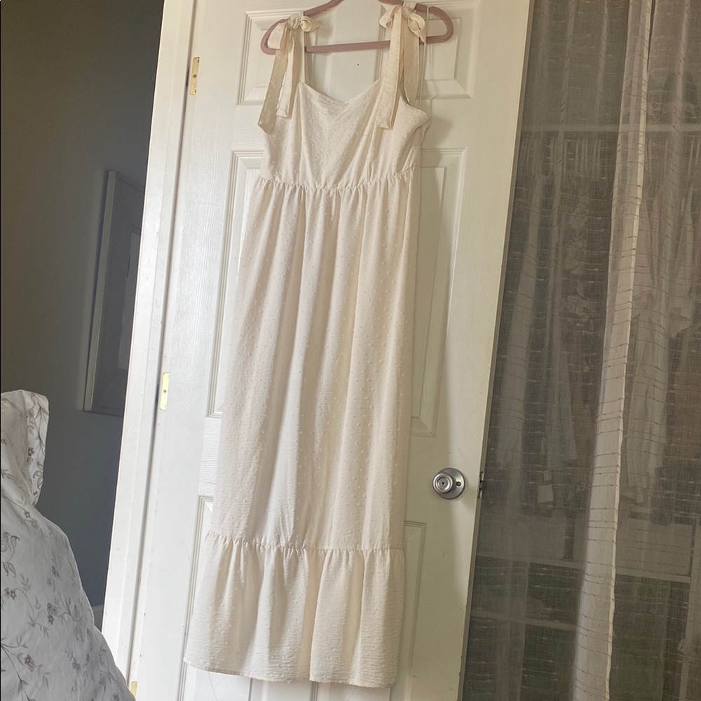 SO Cream dress - Picture 1 of 5